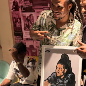 Comedian - Dale Elliott